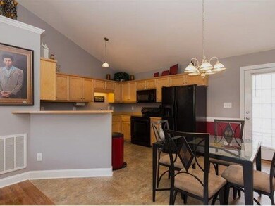 2220 Foxfire Ln, Burlington, NC 27217 - photo 7