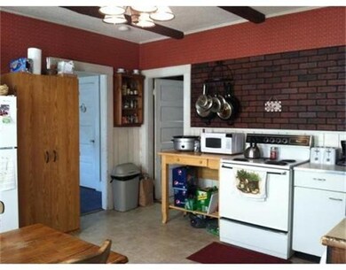 327 Broad St unit 2, Bridgewater, MA 02324 - photo 2