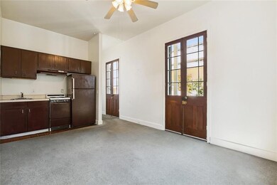 Living Room/ Kitch