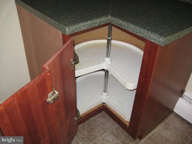 114 S Broad St, Myerstown, PA 17067 - photo 7