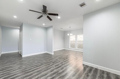 8204 Moon Beam St unit A, Houston, TX 77088 - photo 7
