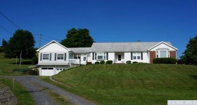 268 Middle Rd, Hudson, NY 12534 - photo 2