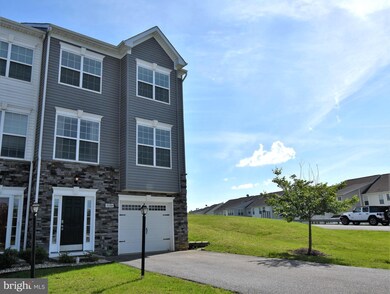 10384 Lantern Ln, Hagerstown, MD 21740 - photo 2