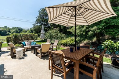 1715 Morningside Dr, Lancaster, PA 17602 - photo 2