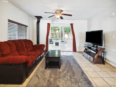 1915 16th Ave, Forest Grove, OR 97116 - photo 4