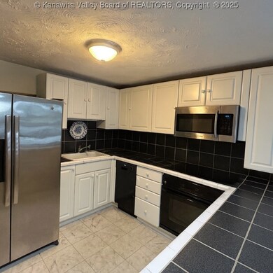 2106 Kanawha Blvd E unit 503, Charleston, WV 25311 - photo 5