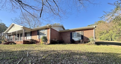 101 Sherard Cir, Columbus, MS 39705 - photo 3