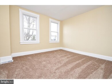 2127 Forest St, Easton, PA 18042 - photo 5
