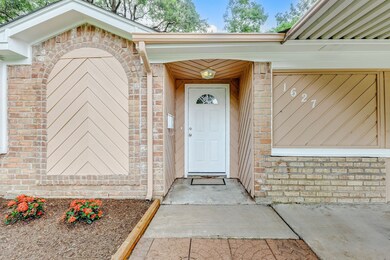 1627 Brumbelow St, Rosenberg, TX 77471 - photo 3