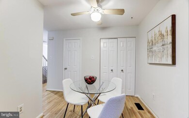 14913 Carriage Square Dr, Silver Spring, MD 20906 - photo 7