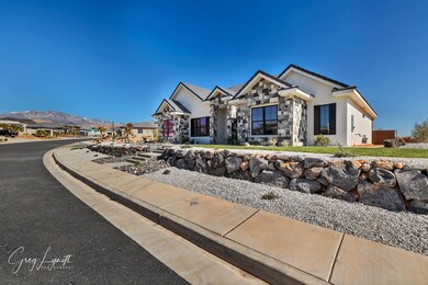 1876 N Mountain View Drive