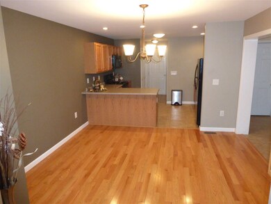 220B Belknap unit B, Pembroke, NH 03275 - photo 4