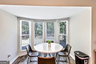 527 Charing Cross Dr, Marietta, GA 30066 - photo 6