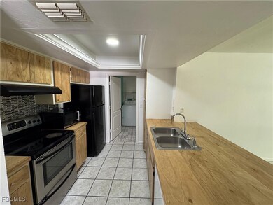 517 SE 23rd Place, Cape Coral, FL 33990 - photo 4