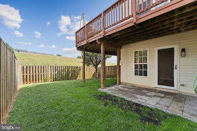 1463 Fawn Hollow Ln, Woodbridge, VA 22191 - photo 3