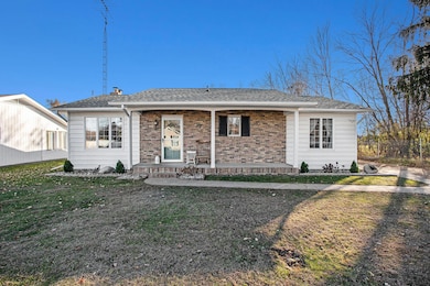 127 Devoll Ct, Battle Creek, MI 49015 - photo 2