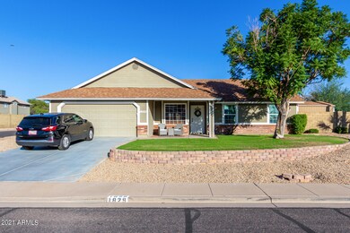 1829 N Saffron, Mesa, AZ 85205 - photo 2