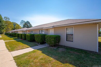 501 SW 4th St, Bryant, AR 72022 - photo 4