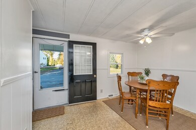 28 Brooks Rd, Seabrook, NH 03874 - photo 7