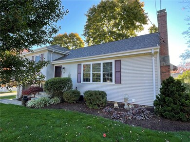 28 Knoll Crest Dr, Cumberland, RI 02864 - photo 6