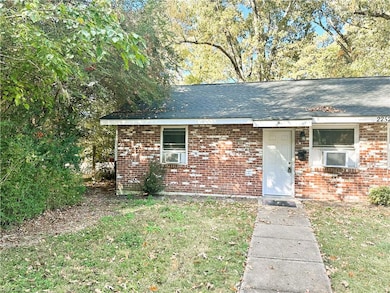 2252 Reuben St unit A, Virginia Beach, VA 23454 - photo 2