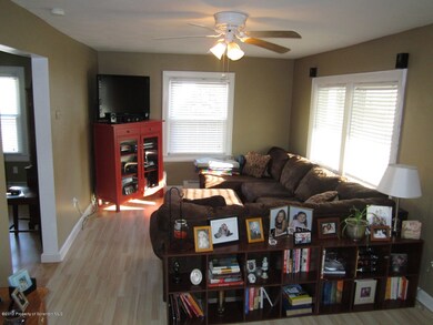 2043 Rigg St, Dunmore, PA 18512 - photo 4