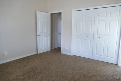 Guest bedroom