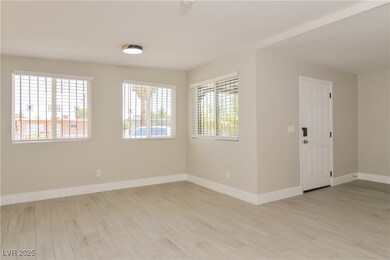 1716 Euclid Ave, Las Vegas, NV 89104 - photo 4