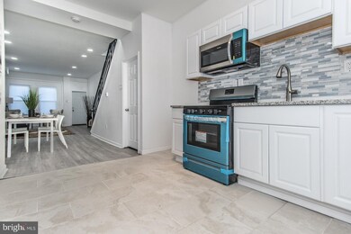 2042 Tasker St, Philadelphia, PA 19145 - photo 5