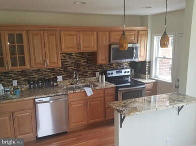 5508 Highgate Dr, Baltimore, MD 21215 - photo 7