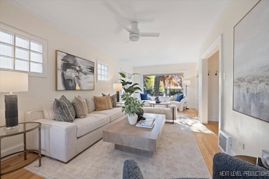 392 Herrick Rd, Riverside, IL 60546 - photo 7