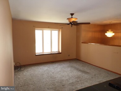 2211 Joseph Maurone Dr, Atco, NJ 08004 - photo 4