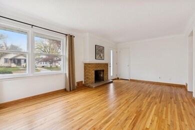 2069 Sherwood Ave, Saint Paul, MN 55119 - photo 4