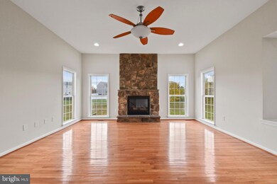 10801 Grimbert Ct, Bealeton, VA 22712 - photo 3