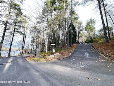 109 Ice House Ct, Stroudsburg, PA 18360 - photo 3