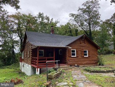 5825 Biscayne Dr, Alexandria, VA 22303 - photo 2