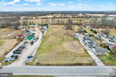 3392 Carlisle Pike, New Oxford, PA 17350 - photo 4