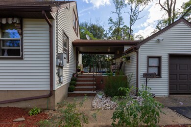 24 Harmony Ave, North Middletown, NJ 07748 - photo 4