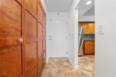 Delvista Towers Condominium unit 413, Miami, FL 33180 - photo 7