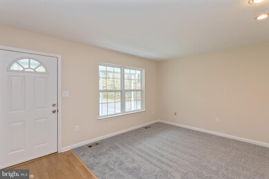 4228 N Shore Dr, Prince Frederick, MD 20678 - photo 2
