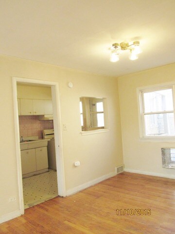 2850 W Glenlake Ave unit 2E, Chicago, IL 60659 - photo 7