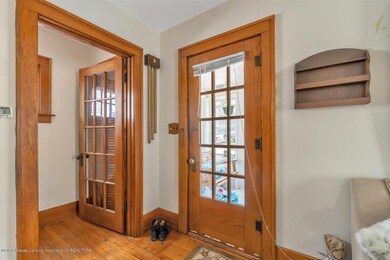 09-1223 Edward St-WindowStill-Real-