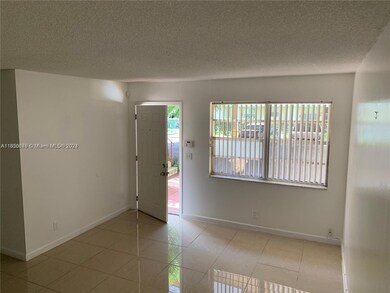 410 SE 4th Ave unit 2, Hallandale Beach, FL 33009 - photo 3