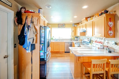 1307 SW Sturgeon Ct, Grants Pass, OR 97527 - photo 6