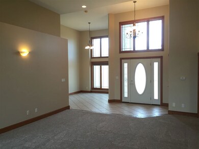 2702 Northview Ln, Cedar Falls, IA 50613 - photo 4