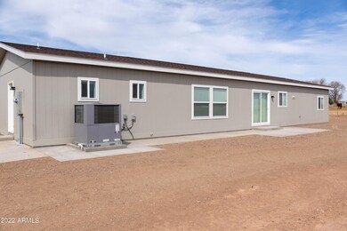 1415 W Carriage Ln, Paulden, AZ 86334 - photo 6