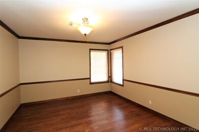 2624 Chapel Hill Rd, Bartlesville, OK 74006 - photo 6