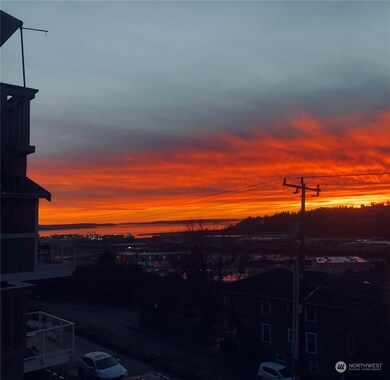 2552 14th Ave W unit 302, Seattle, WA 98119 - photo 3