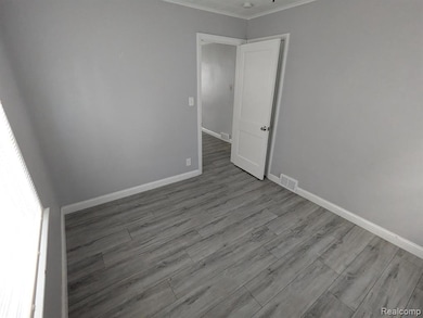 21103 Nummer St, Warren, MI 48089 - photo 6