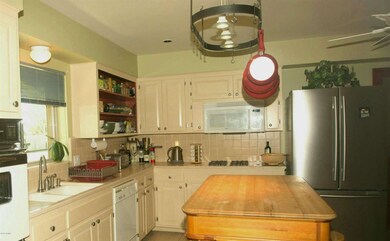 4124 E Camelback Island Kitchen